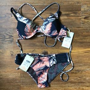 NWT Maaji Size S Reversible Bikini Set